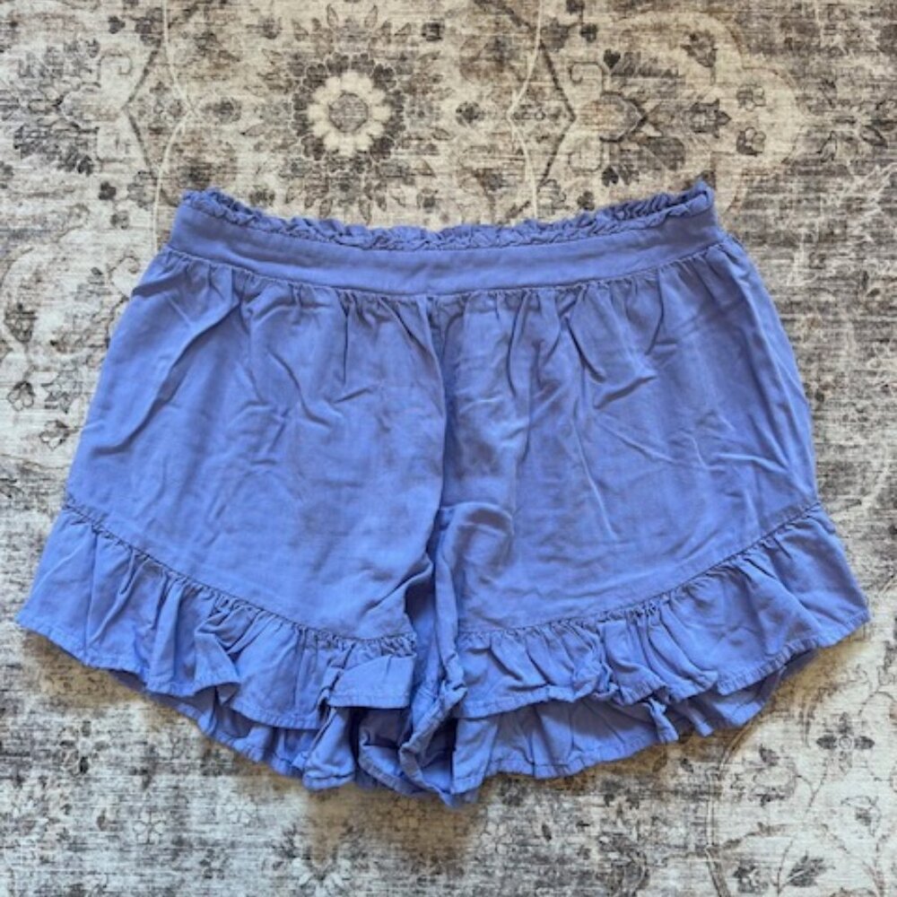 Womens Purple Soft Frilly Shorts, Wild Fable Brand, Size Medium (oversized)
